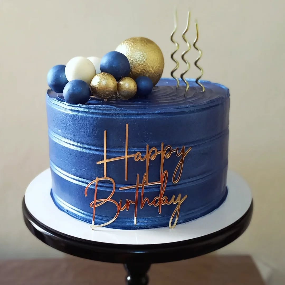 Post 10 by Meire.Cakes on Instagram (image)