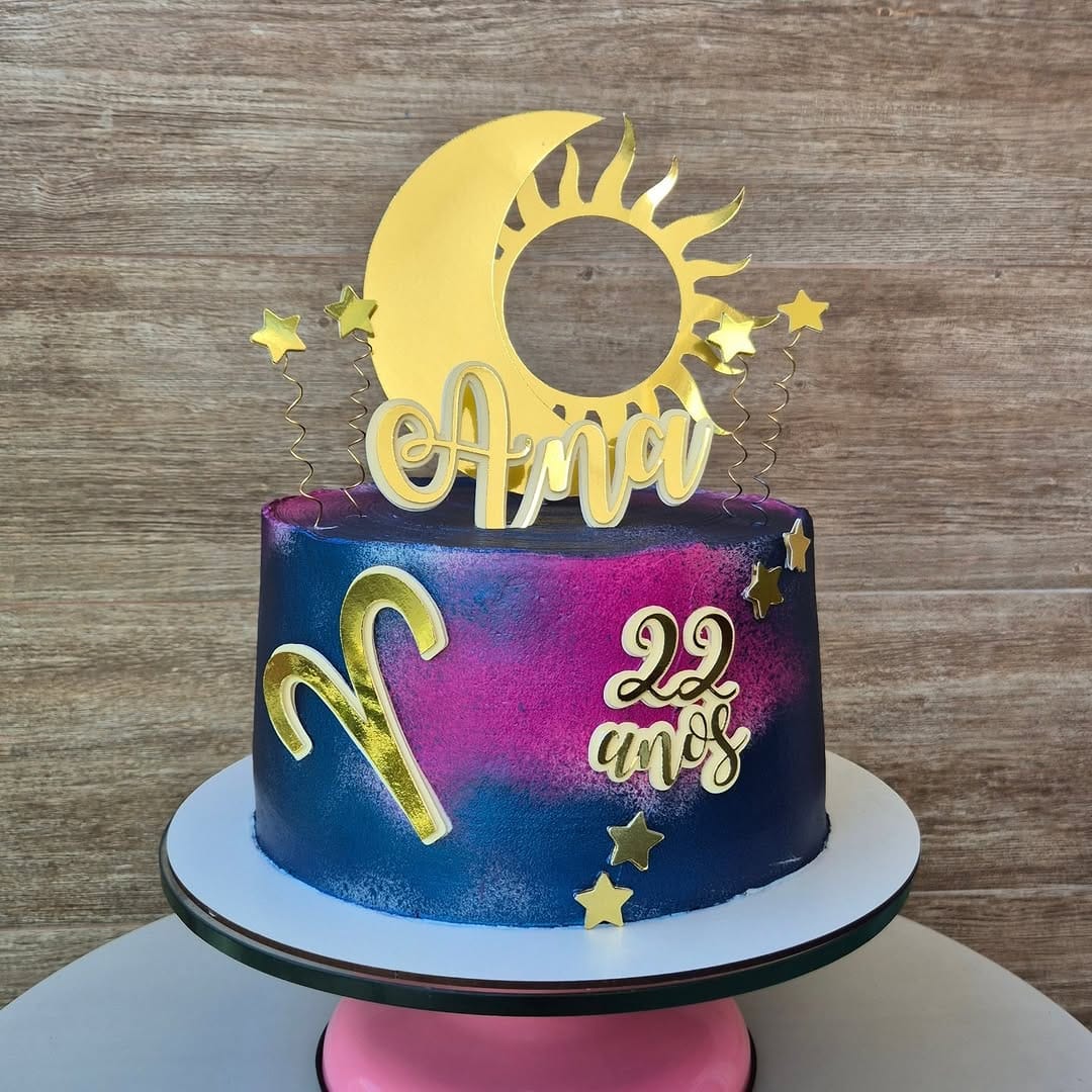 Post 3 by Meire.Cakes on Instagram (image)
