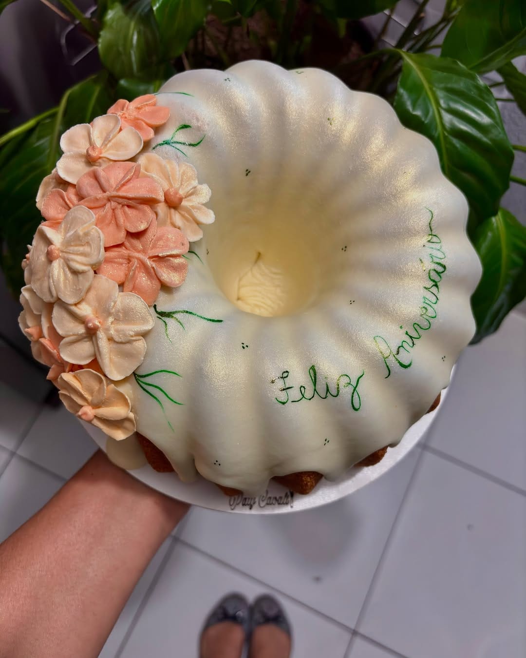 Post 10 by Paty Cavali- confeiteira on Instagram (carousel)