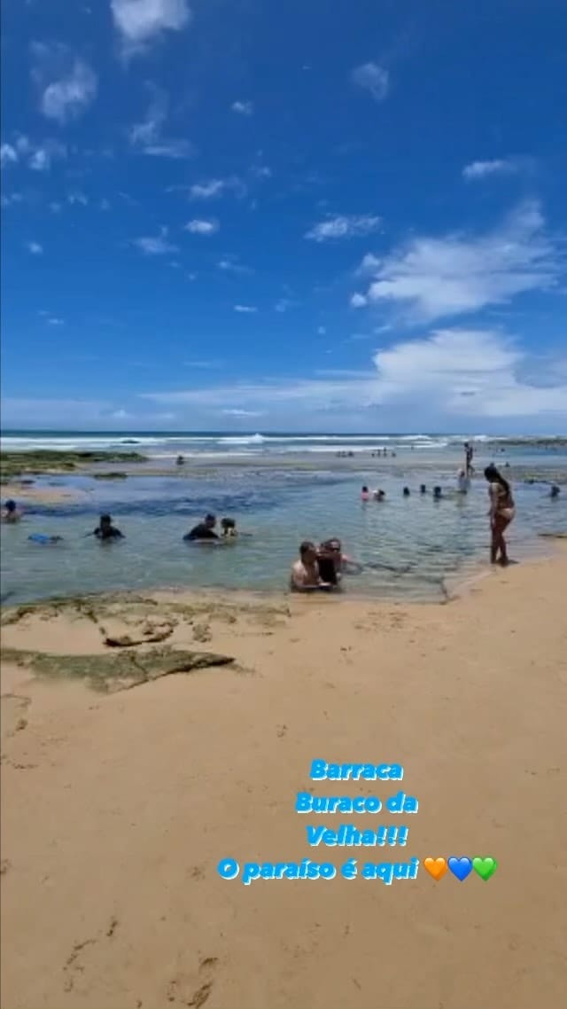Post 5 by Barraca Buraco Da Velha on Instagram (video)