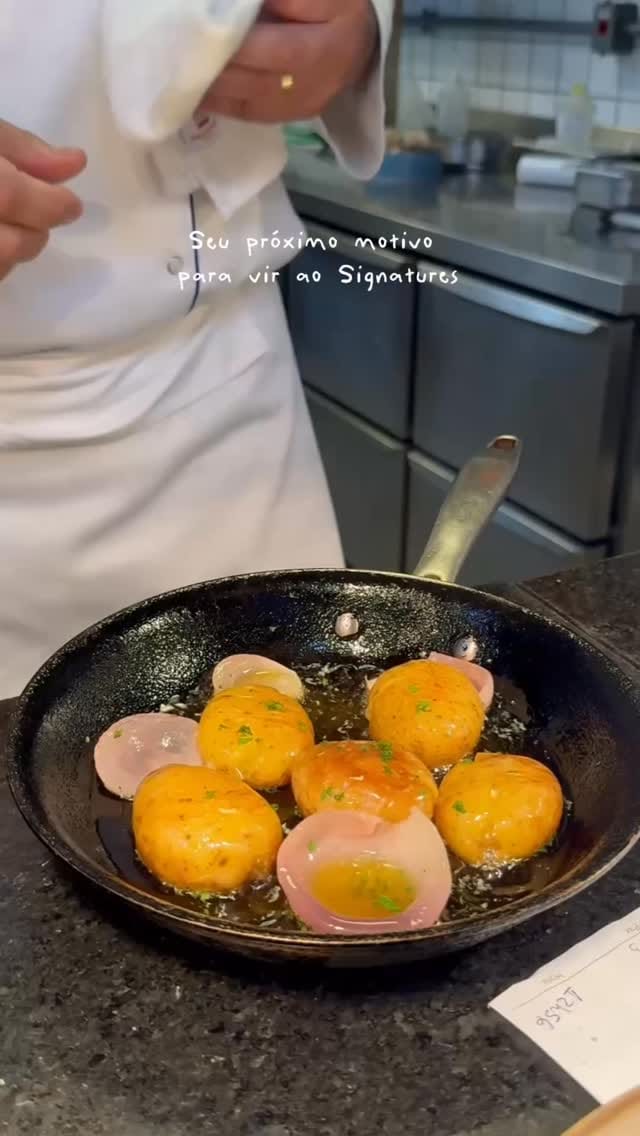 Post 6 by MBARK GUERFI | Chef Signatures on Instagram (video)