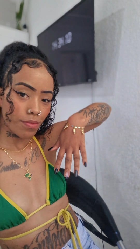 Post 2 by SEMH Acessórios on Instagram (video)