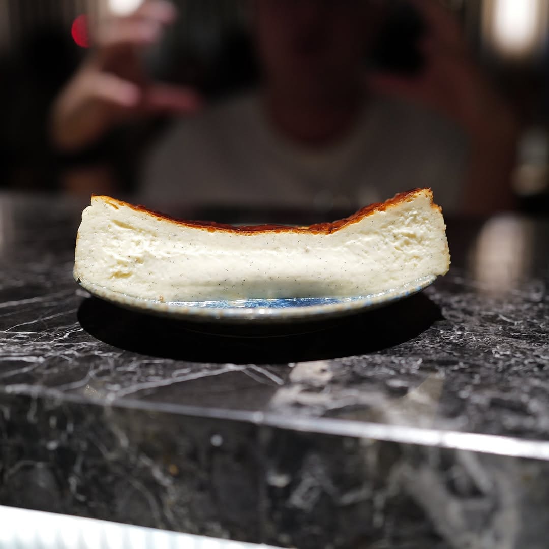 Post 10 by Lucho Martínez on Instagram (carousel)