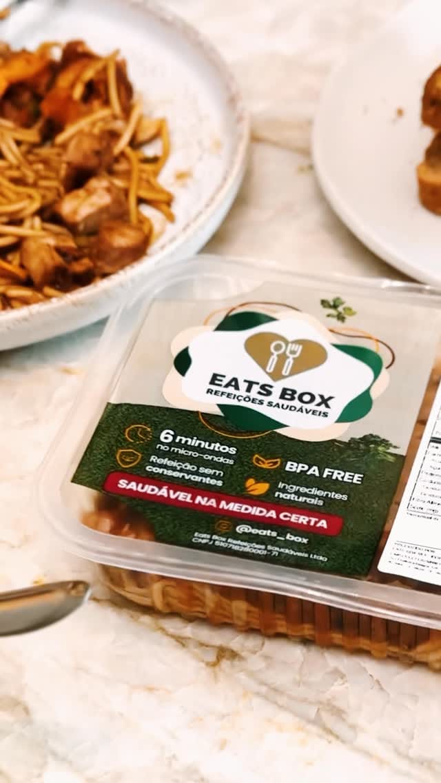 Post 1 by Eats Box Refeições Saudáveis on Instagram (video)