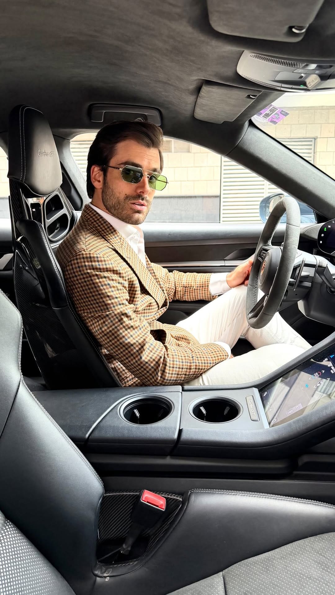 Post 7 by Pasquale Di Nuzzo on Instagram (video)