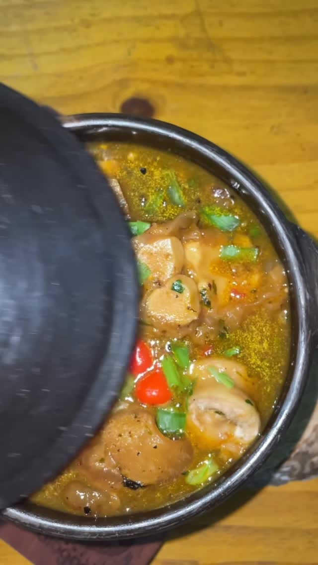 Post 2 by Panela Alagoana | Praia do Francês | Restaurante on Instagram (video)