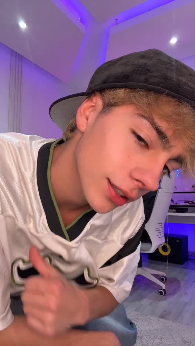 Post 4 by LÜL on Instagram (video)