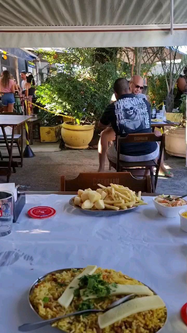 Post 10 by Melhores Restaurantes do Rio 🍽 on Instagram (video)