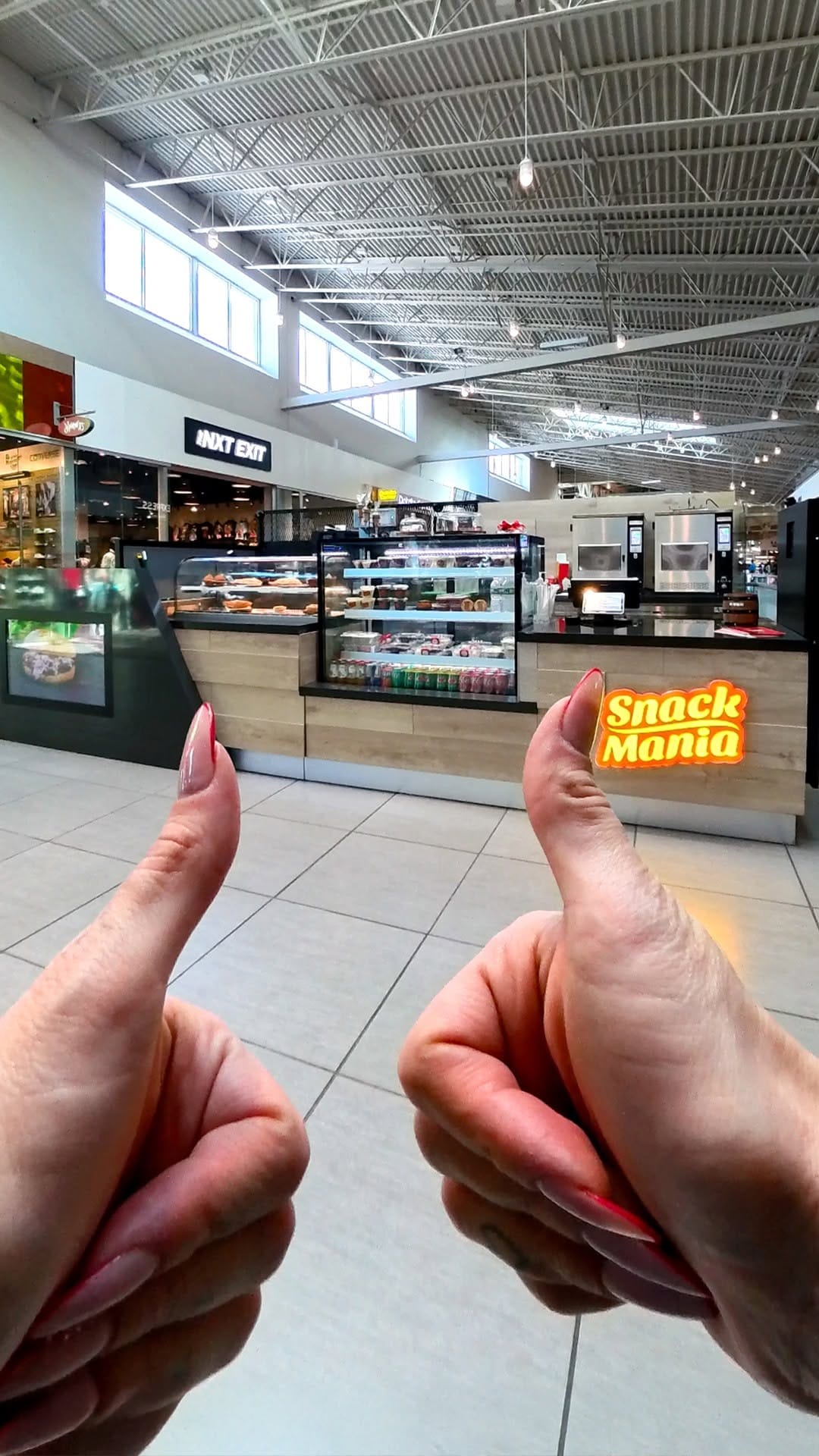 Post 9 by Snack Mania on Instagram (video)