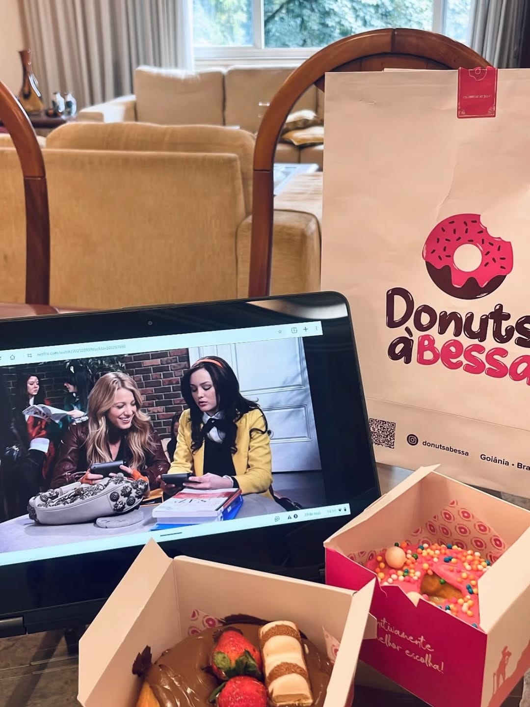 Post 4 by Donuts À Bessa on Instagram (image)