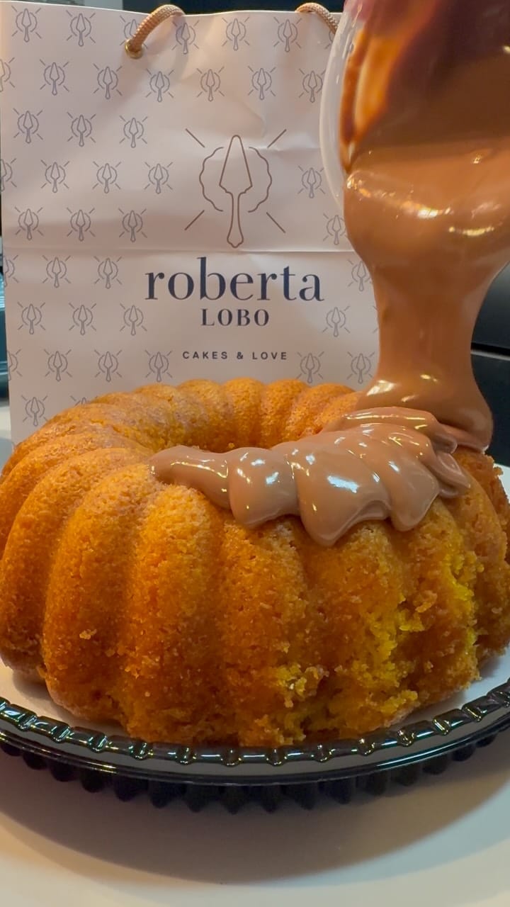 Post 3 by Roberta Lobo on Instagram (video)