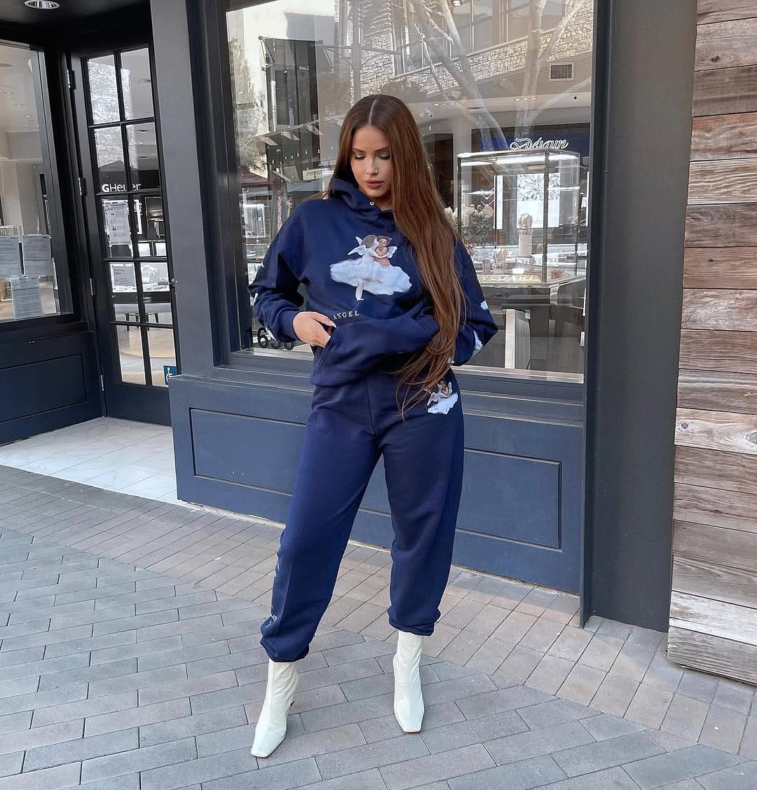 Post 6 by THE NAT & LIV SHOP on Instagram (image)