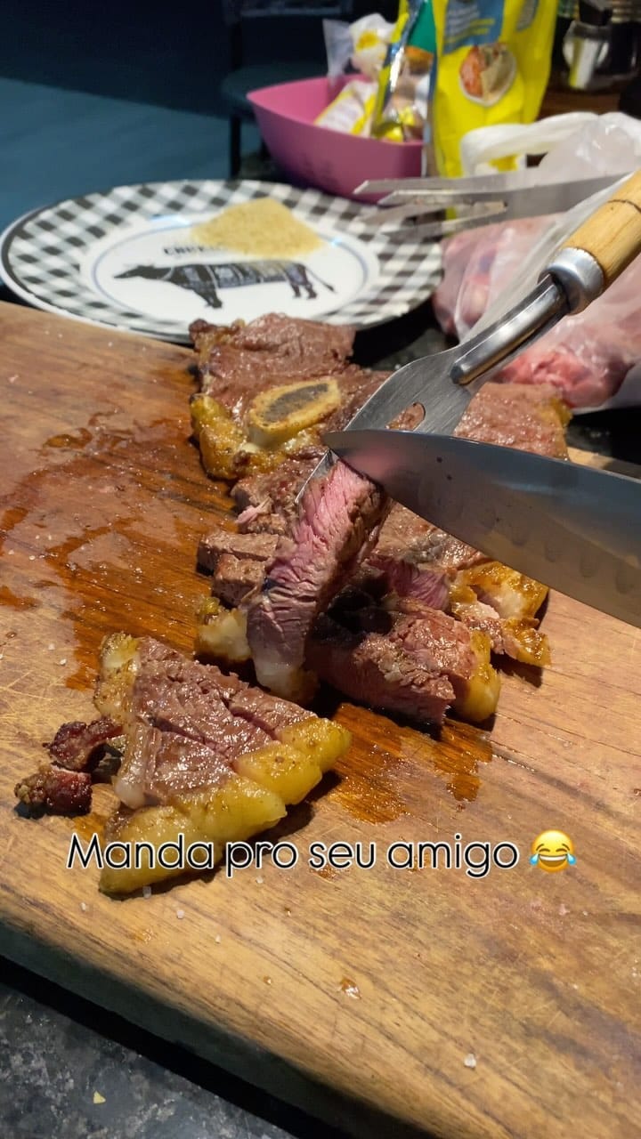 Post 9 by Everton Leal BBQ on Instagram (video)