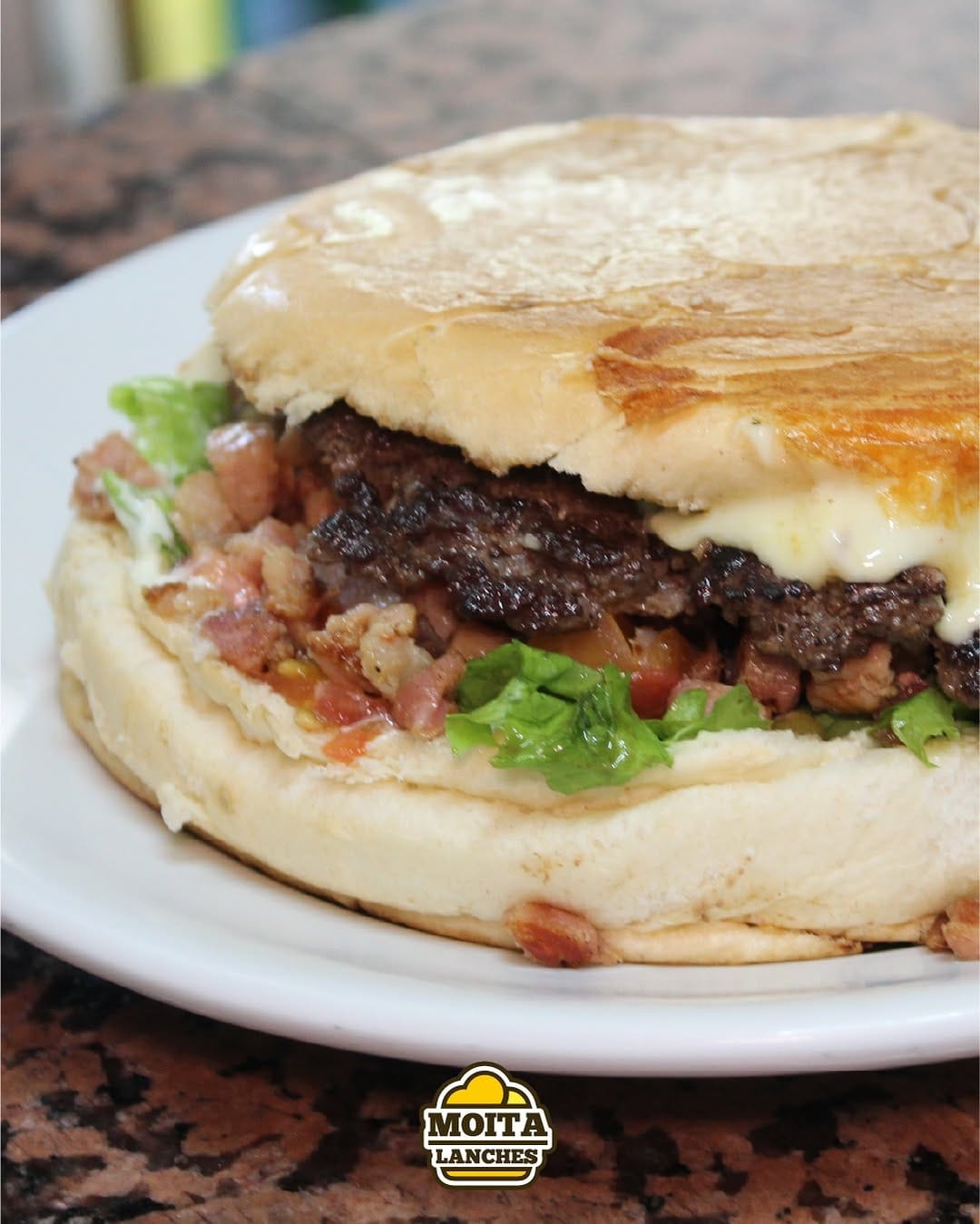 Post 5 by Moita Lanches on Instagram (image)