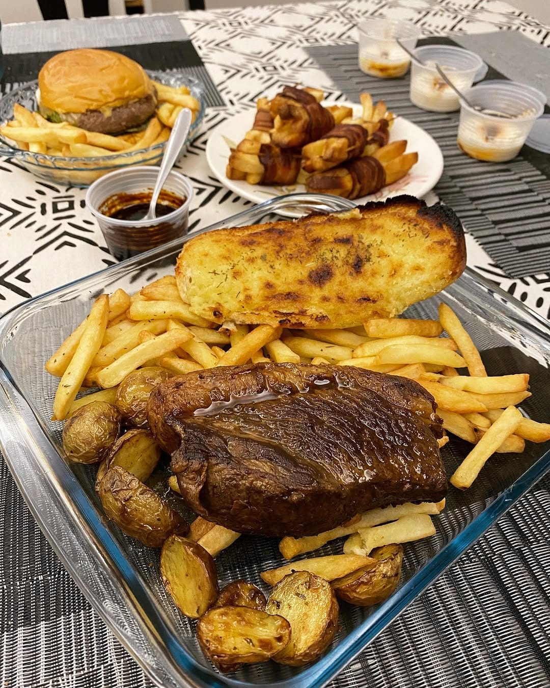 Post 10 by Vamos Comer Bem on Instagram (carousel)