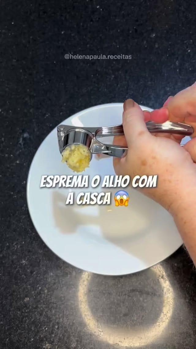 Post 7 by Helena Paula Receitas👩🏻‍🍳 on Instagram (video)
