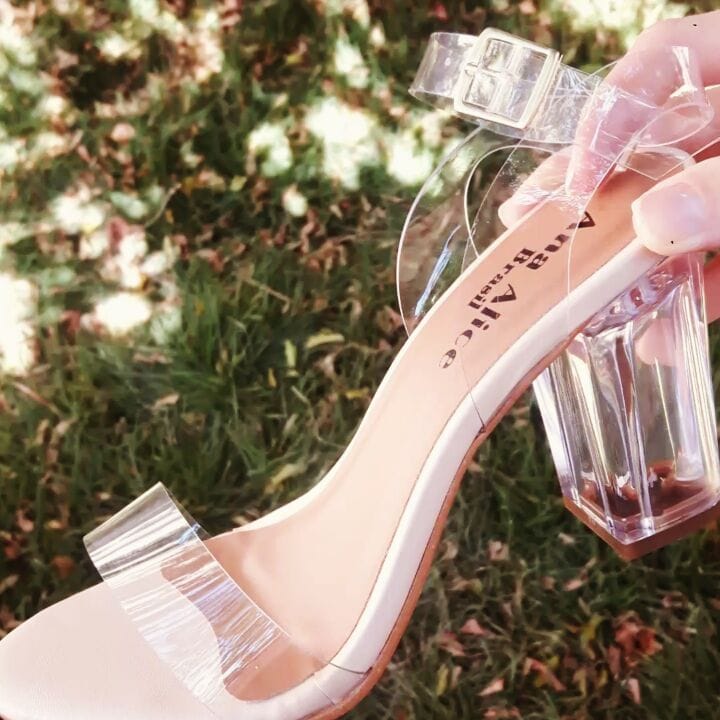 Post 1 by ANA ALICE BRASIL SHOES on Instagram (video)