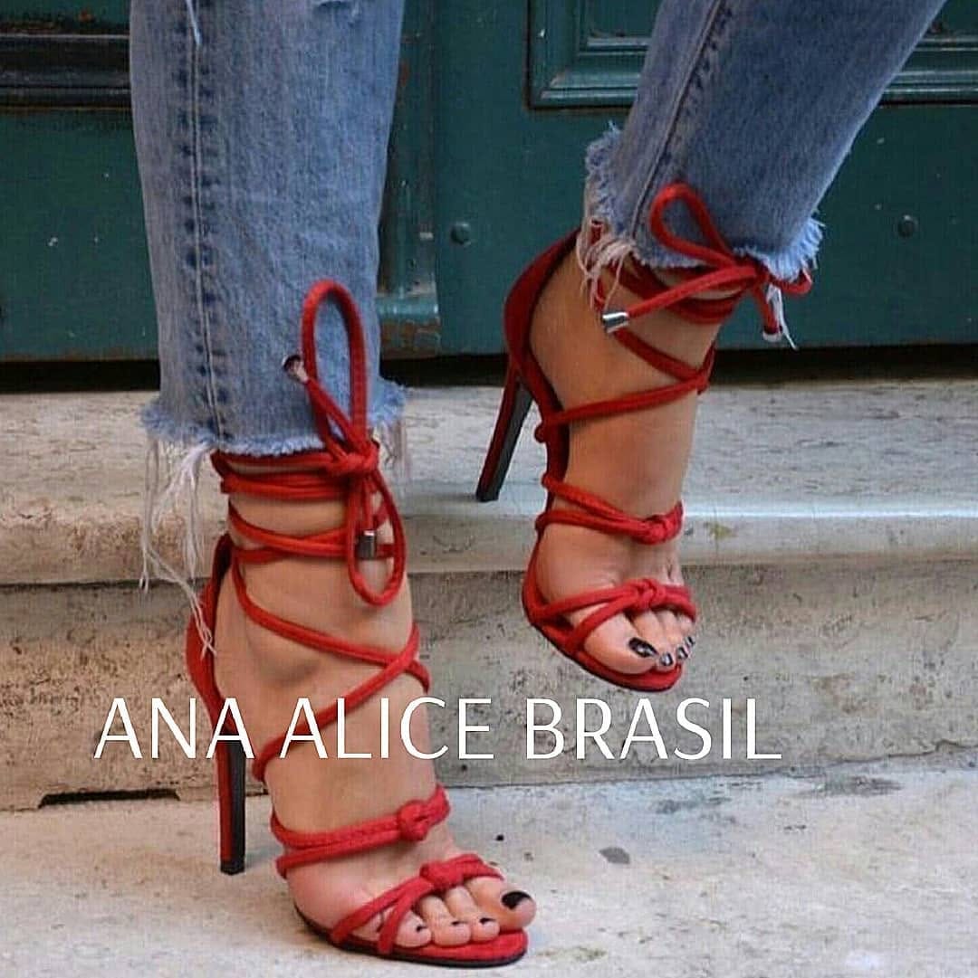 Post 8 by ANA ALICE BRASIL SHOES on Instagram (image)