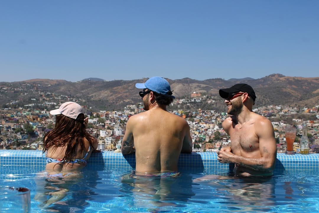 Post 6 by Casa Meraki - Good Hosting on Instagram (image)