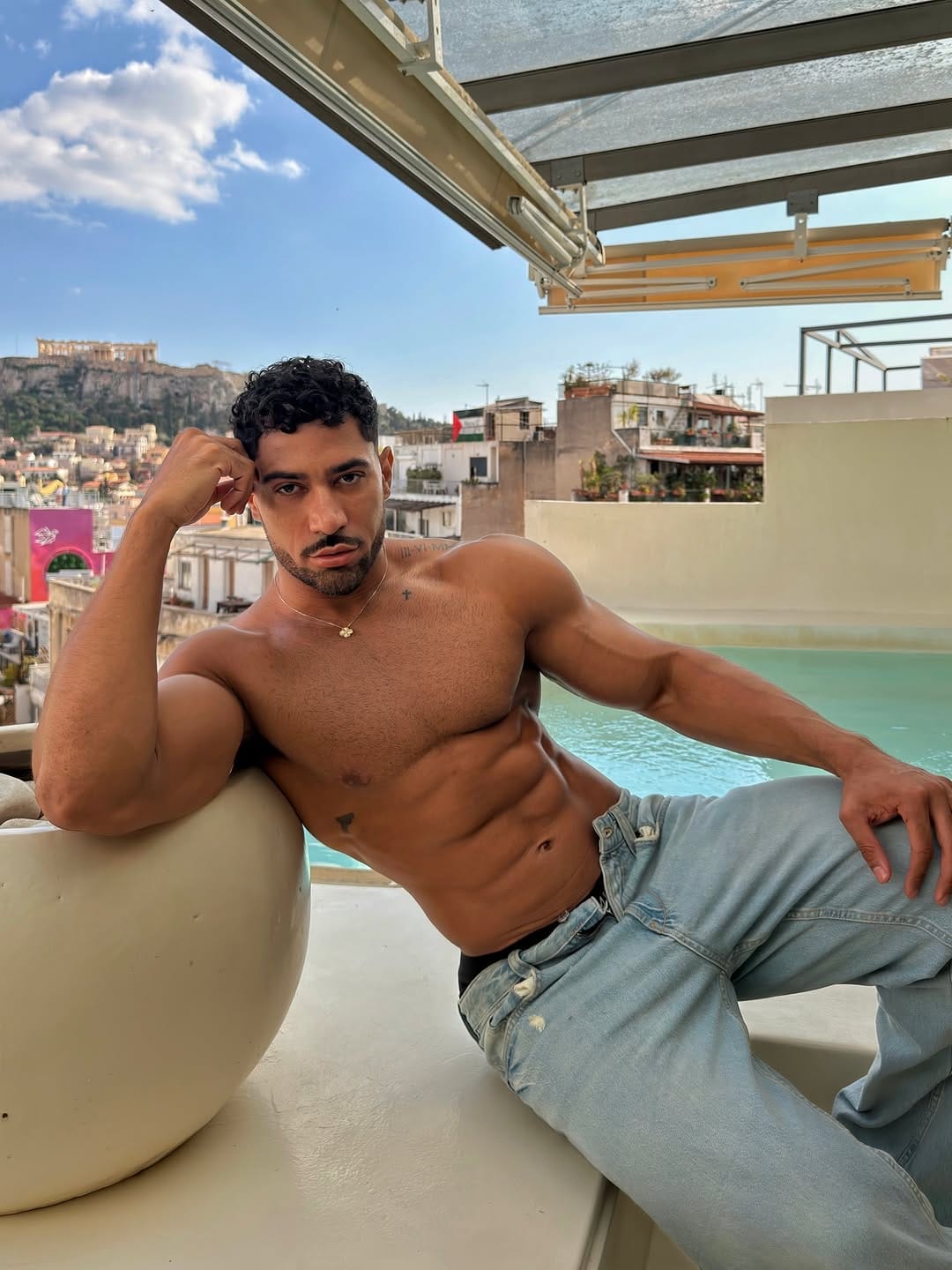 Post 3 by Junior Oliveira on Instagram (carousel)