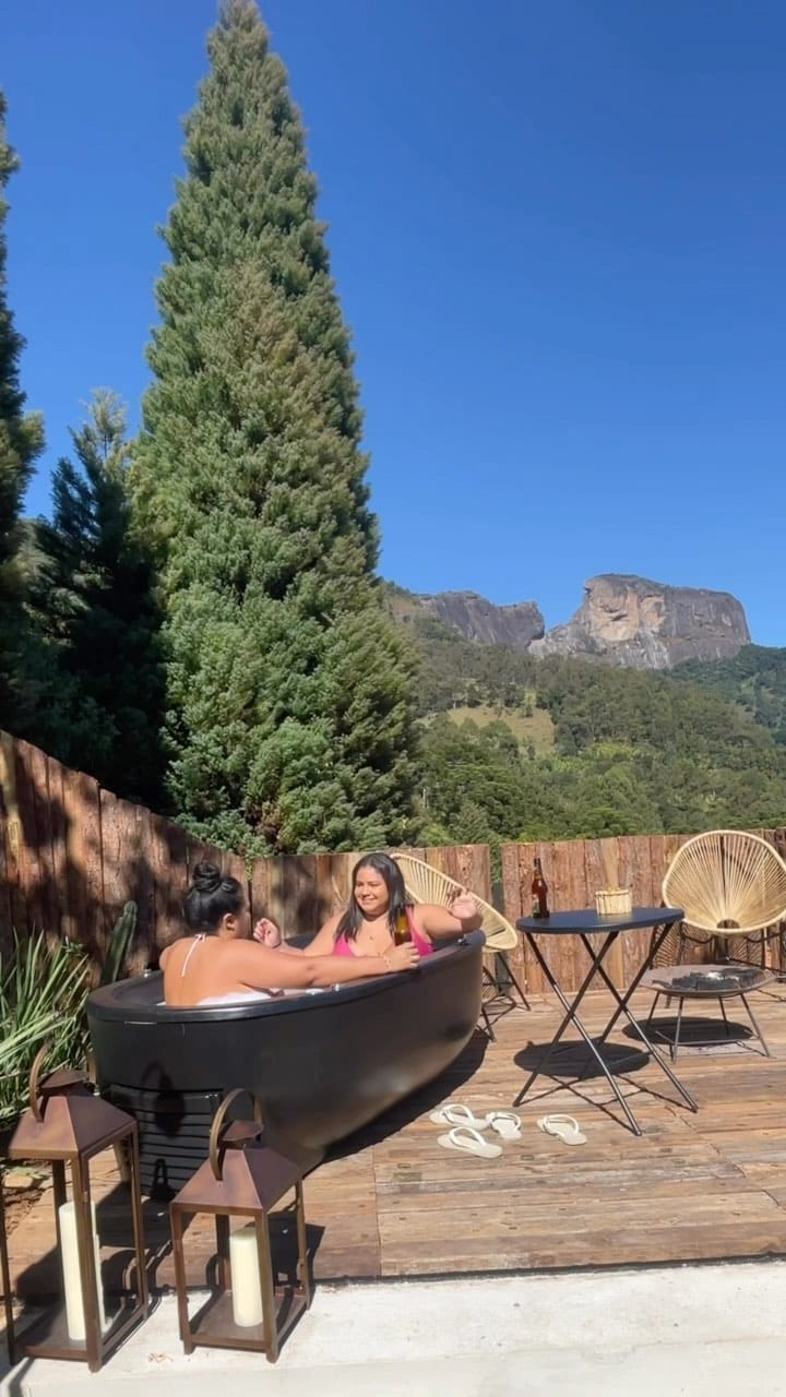Post 7 by Nathália Dulce on Instagram (video)
