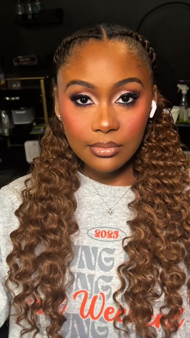 Post 6 by Miss Chriss on Instagram (video)