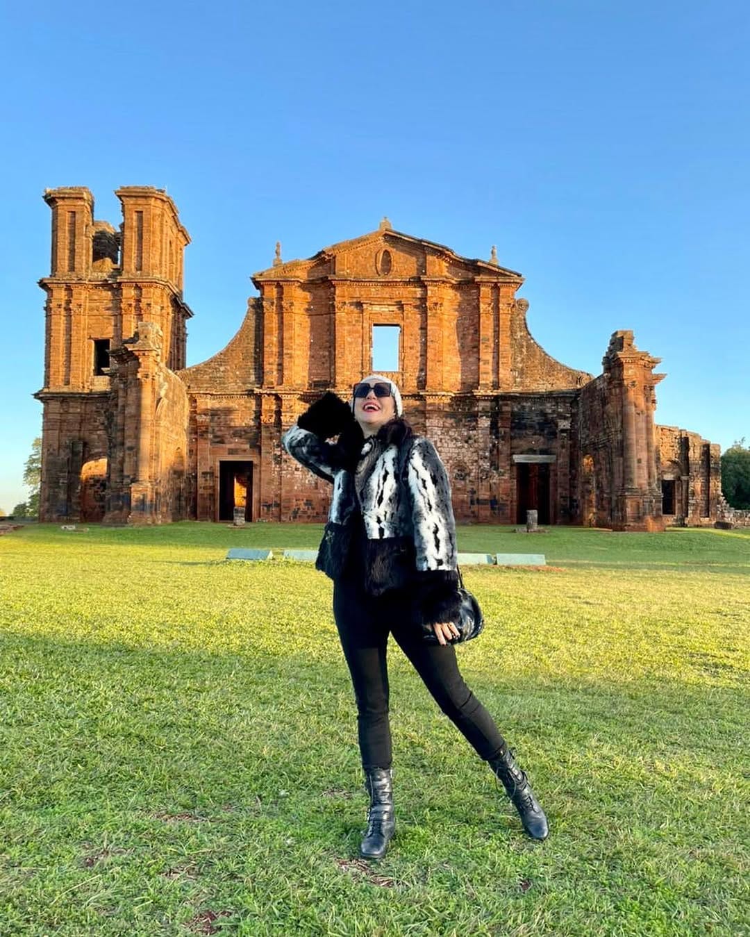 Post 4 by Experiências de Viagem on Instagram (carousel)