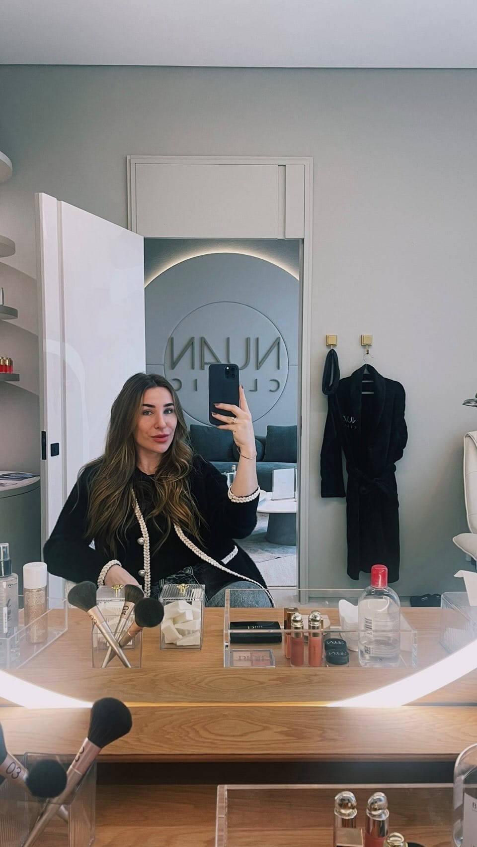 Post 3 by Sabrina Sontag on Instagram (video)
