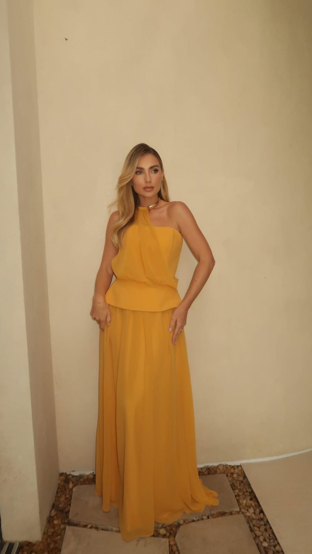 Post 4 by Mari Malz on Instagram (video)