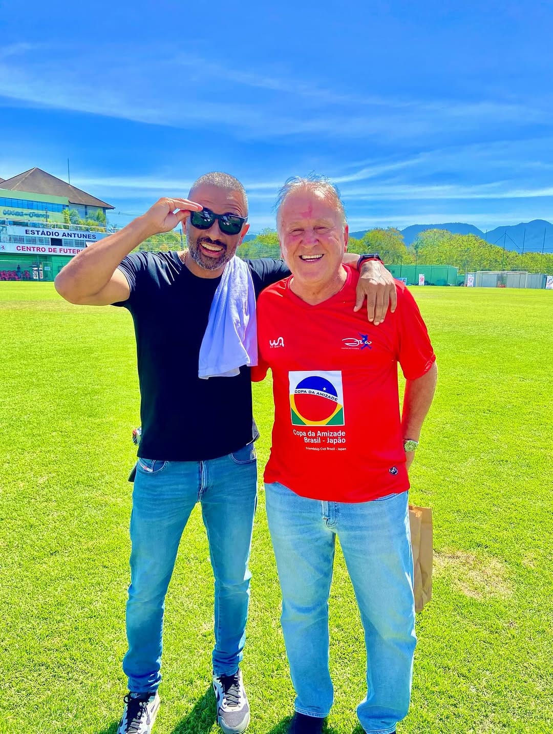 Post 2 by Luciano Bahia on Instagram (carousel)