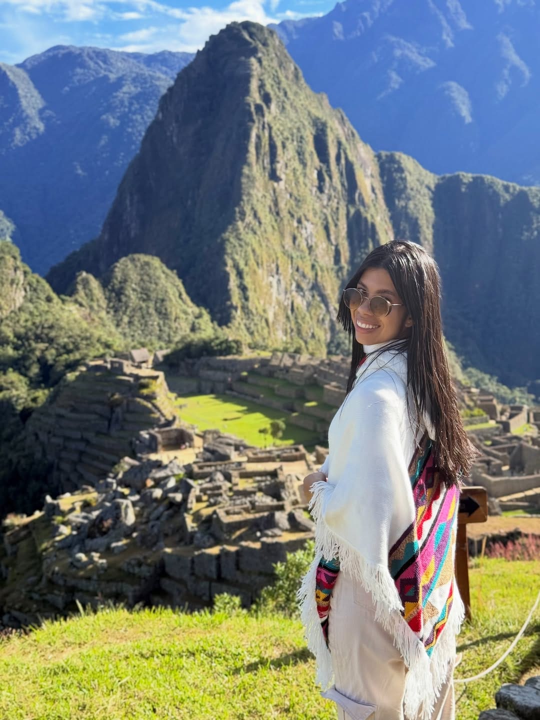 Post 2 by VITÓRIA  |  TRAVEL   |   DICAS DE VIAGEM🌎 on Instagram (carousel)