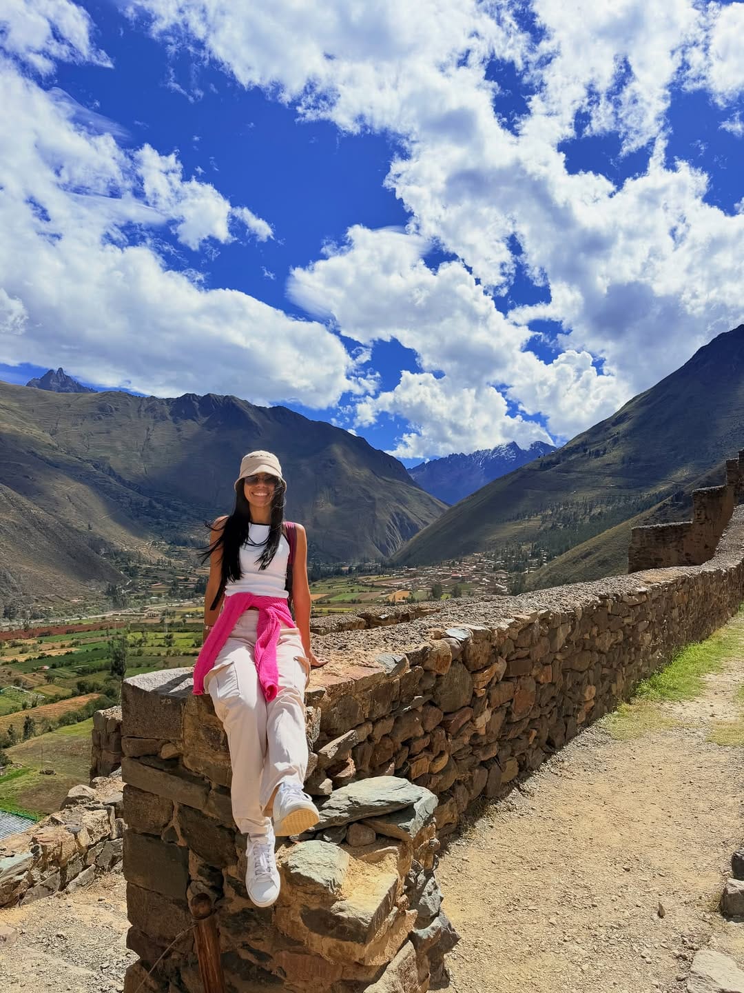 Post 4 by VITÓRIA  |  TRAVEL   |   DICAS DE VIAGEM🌎 on Instagram (carousel)