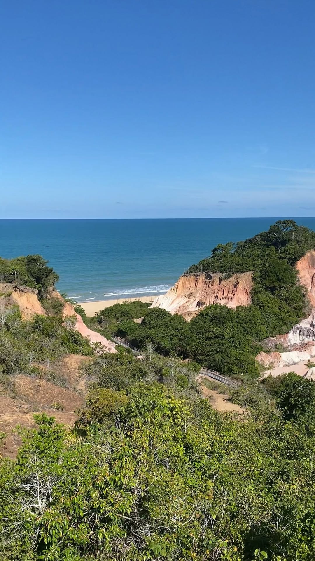 Post 10 by Partiu Renatinho on Instagram (video)