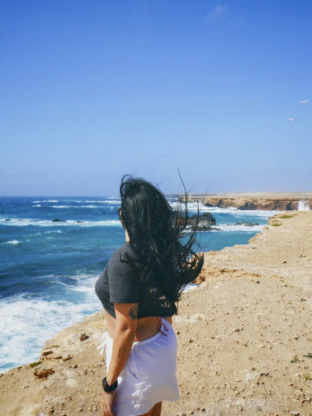 Post 6 by CAMILA FARIA on Instagram (carousel)