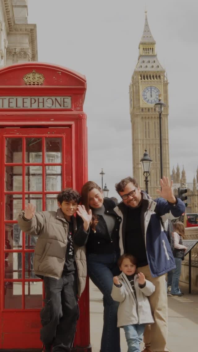 Post 6 by Cris Pelo Mundo - Viagens em Família on Instagram (video)
