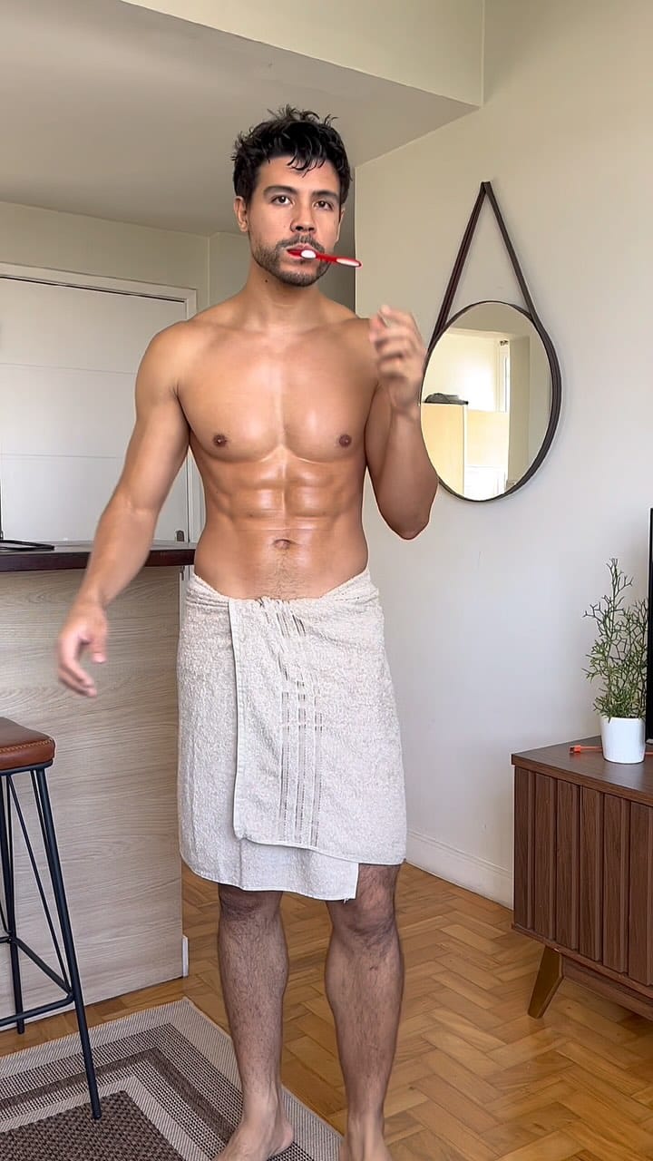 Post 10 by Diego Kawano | Modelo on Instagram (video)