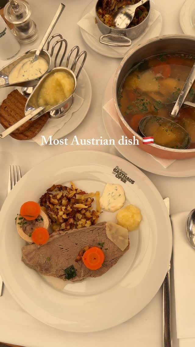 Post 5 by Natalie | Explore Vienna on Instagram (video)