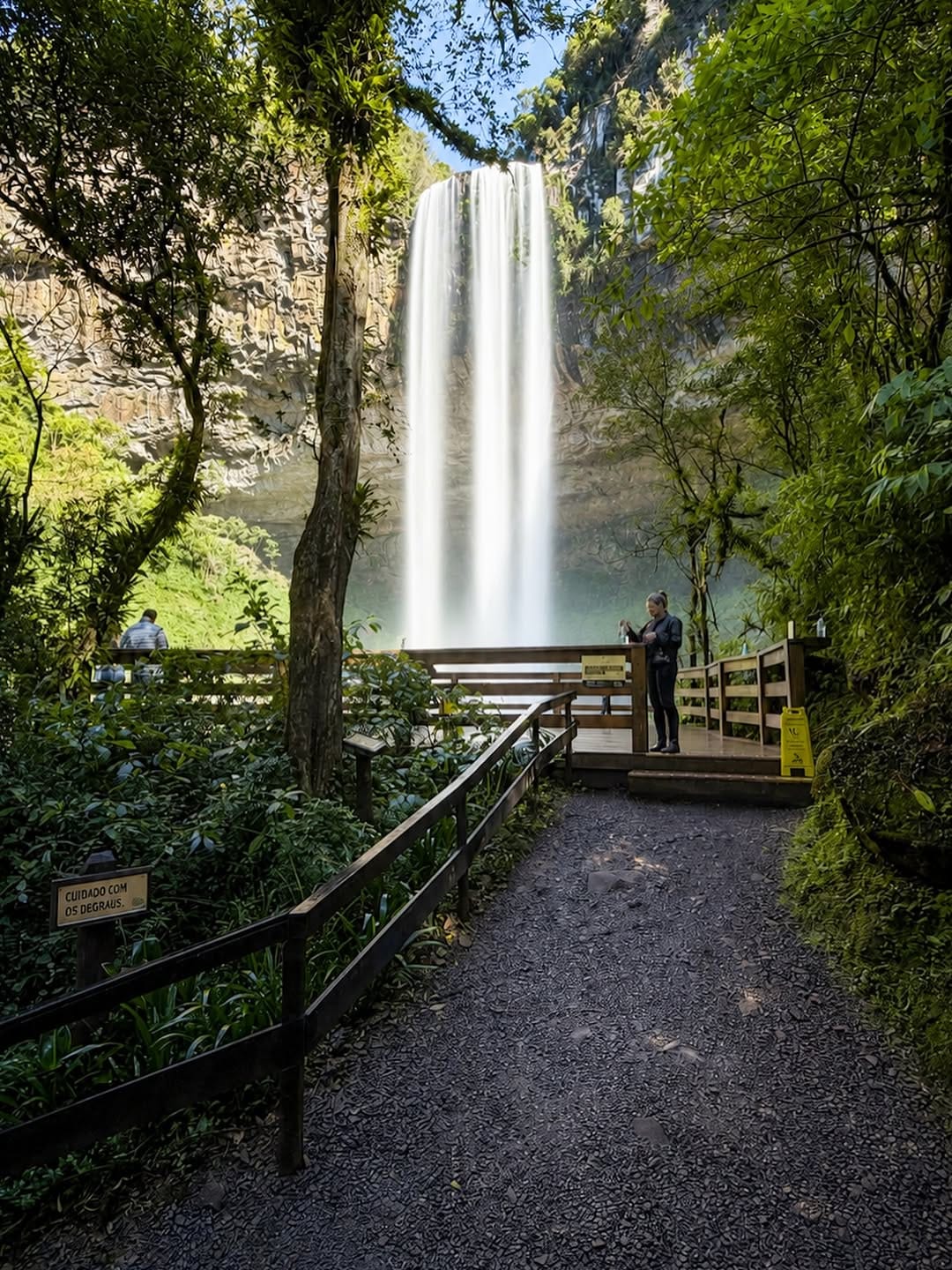 Post 10 by Rodrigo Soldon * Fotógrafo * photographer * on Instagram (image)