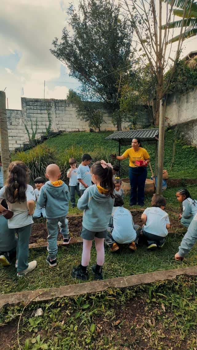 Post 2 by Colégio Dom Ferraz on Instagram (video)