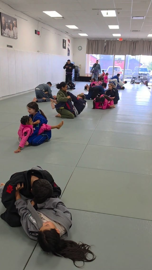 Post 1 by Saad Al-Aziz BJJ on Instagram (video)