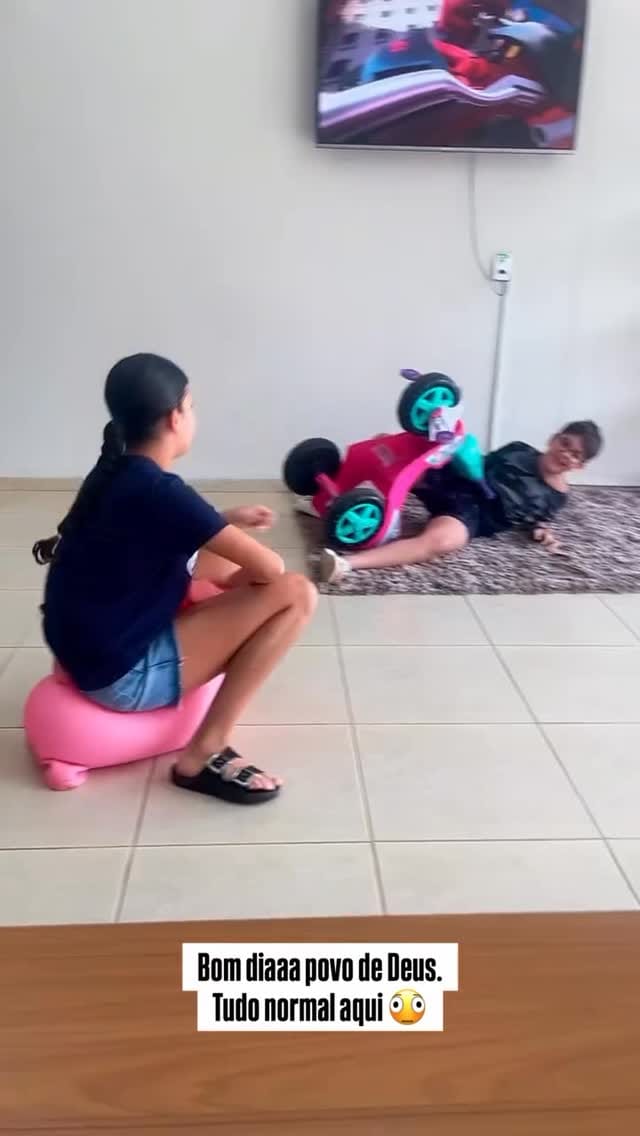 Post 3 by Escola De Música on Instagram (video)