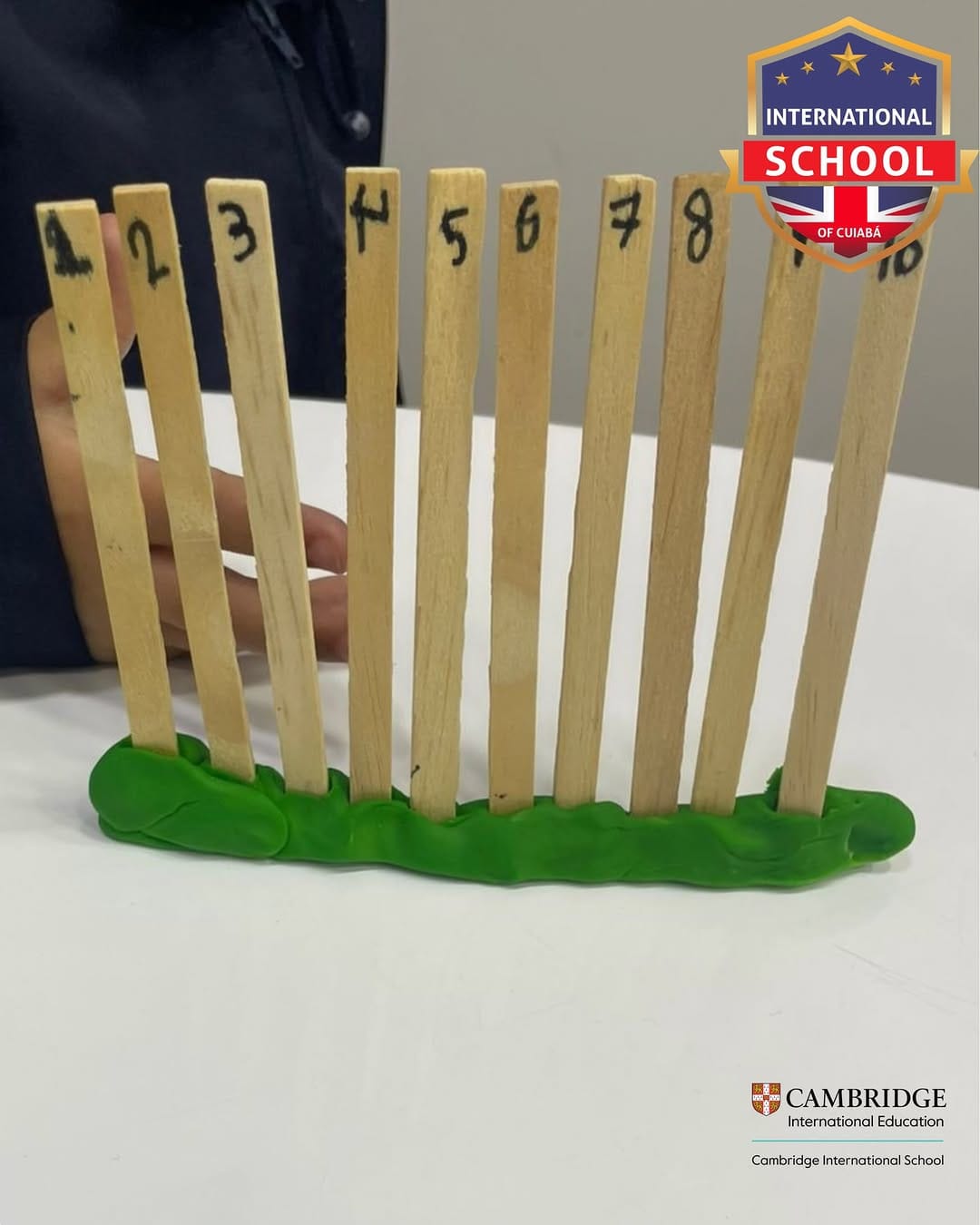 Post 5 by International School of Cuiabá on Instagram (carousel)