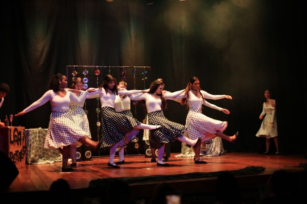 Post 10 by Centro Educacional ArteCeb on Instagram (carousel)