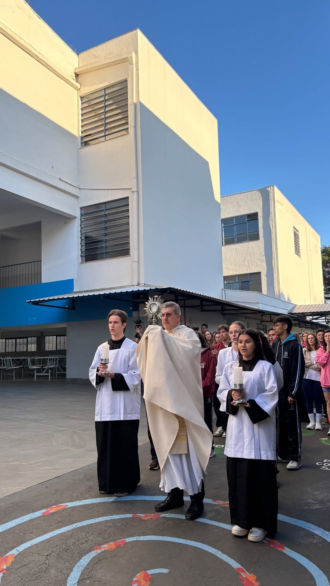 Post 1 by Colégio Regina Mundi on Instagram (video)