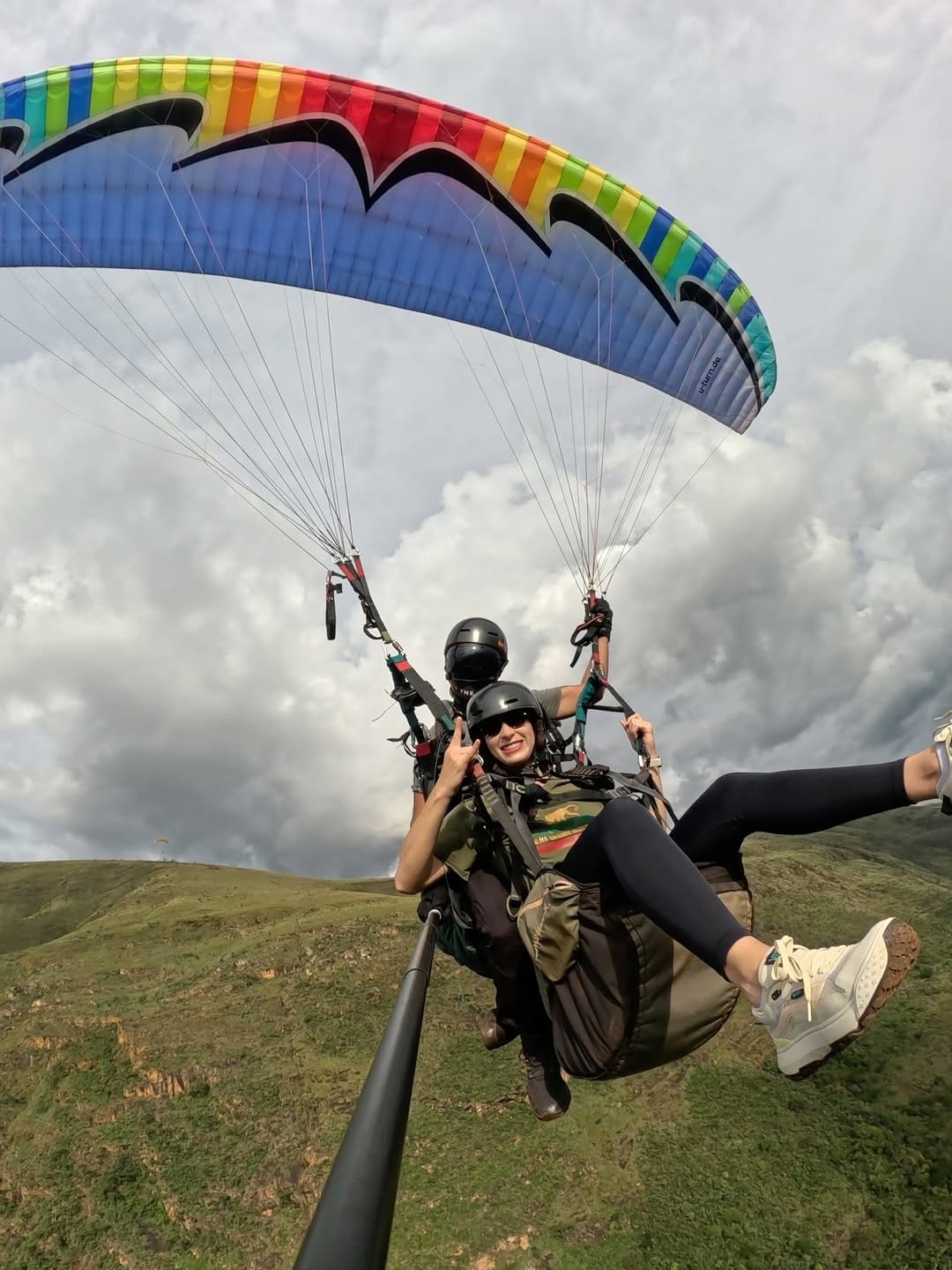 Post 8 by ☁️Adrenar Escola De Parapente on Instagram (carousel)