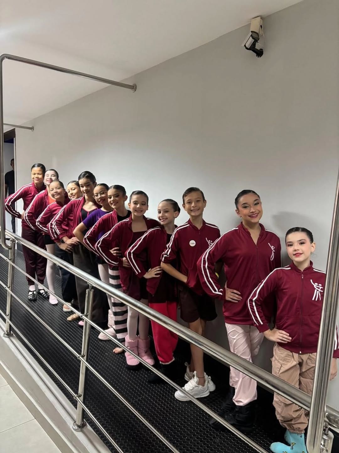 Post 1 by Ballare Escola de Dança on Instagram (carousel)