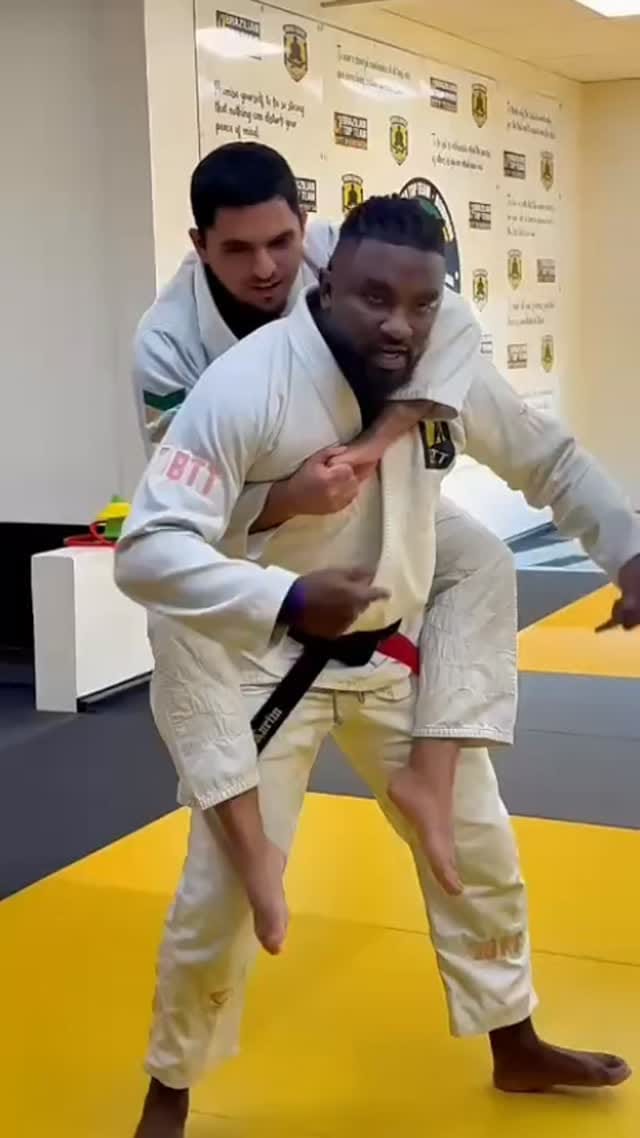 Post 6 by Brazilian Top Team | Jiu Jitsu Dominion on Instagram (video)