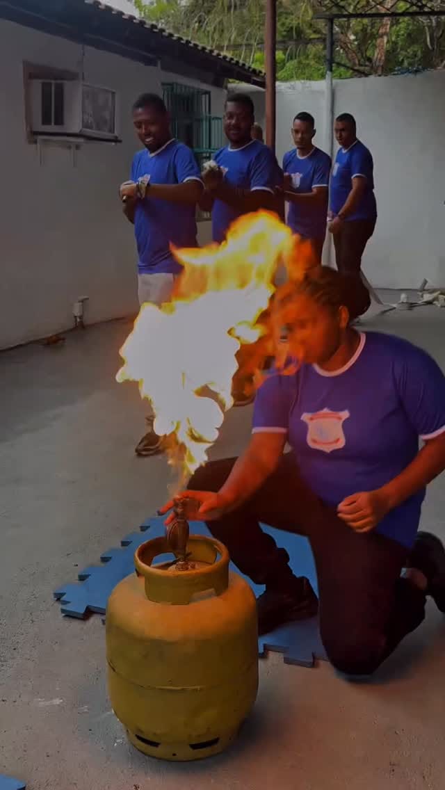 Post 5 by Curso Centurion on Instagram (video)