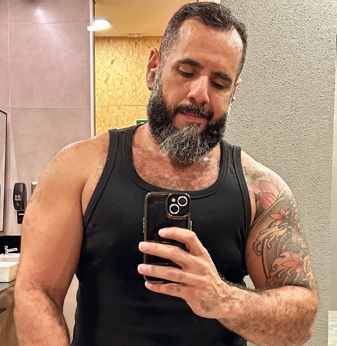 Post 8 by Glauco on Instagram (image)