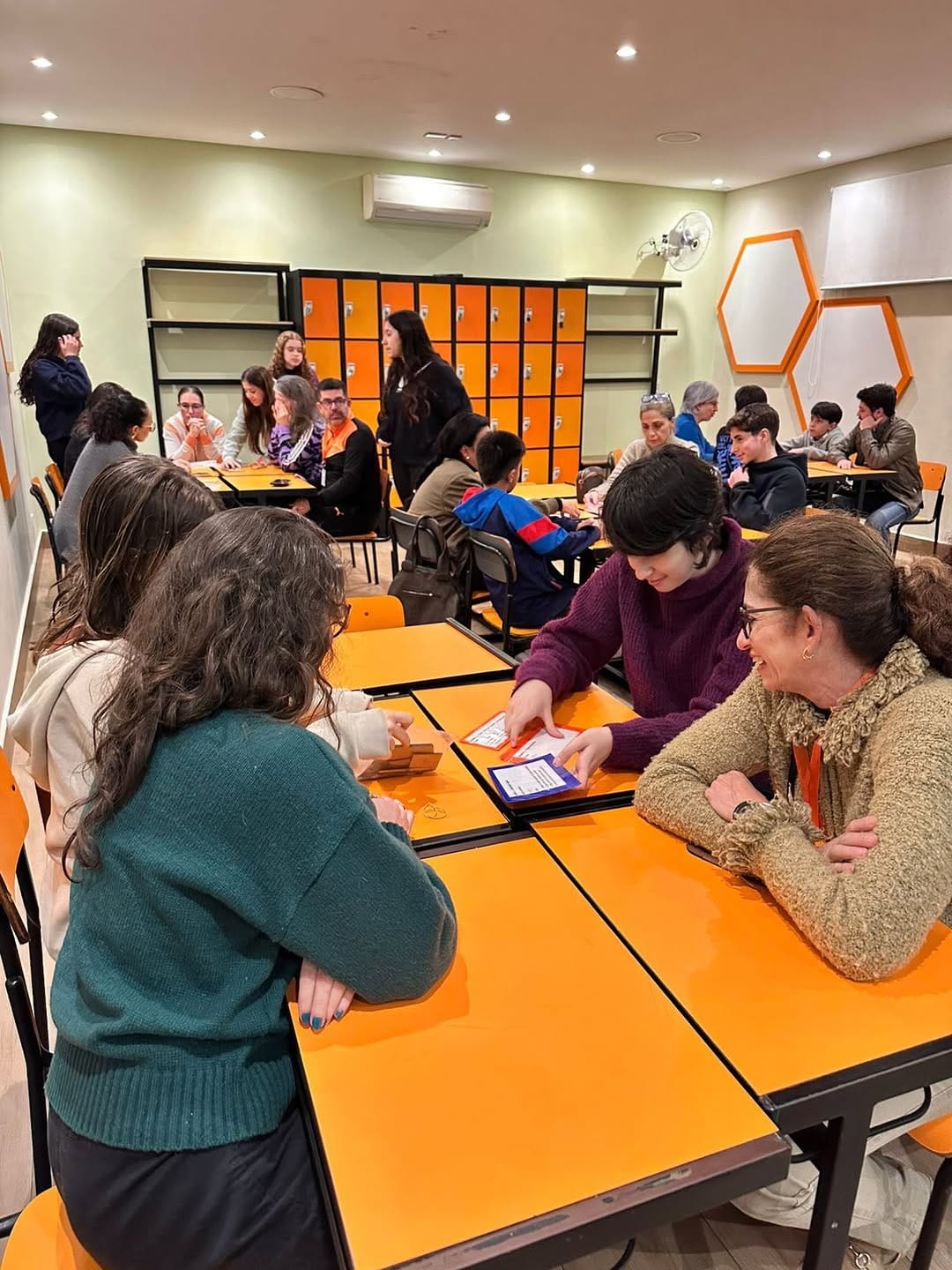 Post 4 by Escola Projeto Vida on Instagram (carousel)